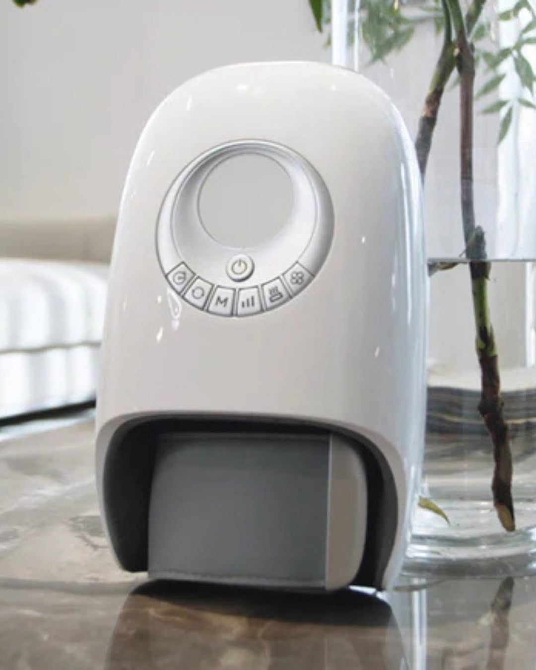 iComfort IC-0162 cordless shiatsu massager with cooling and heating functions for hands